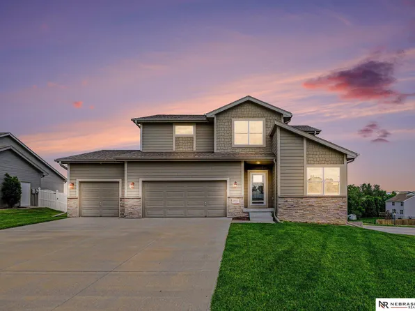 10515 S 110th St, Papillion, NE 68046