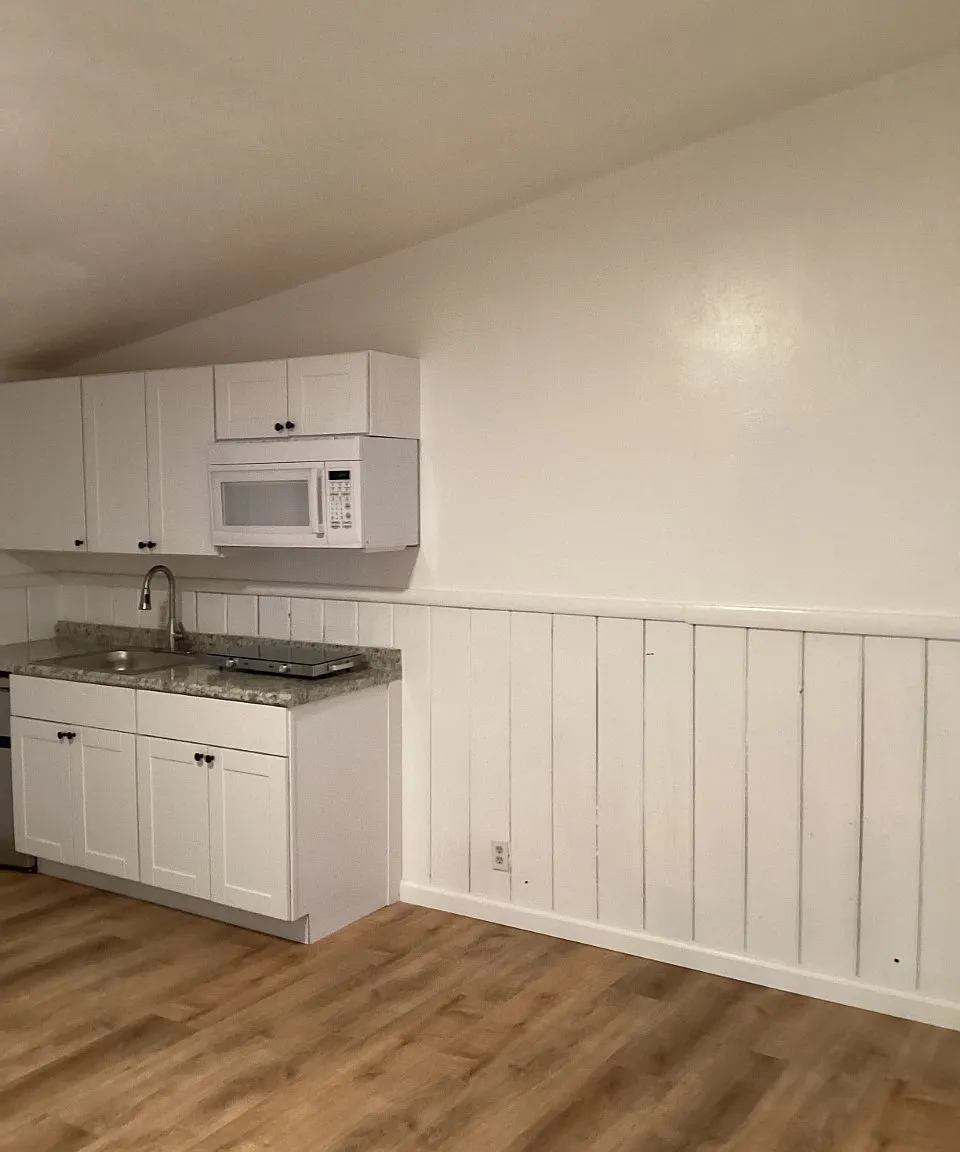 966 Modesto Ave — Photo 4