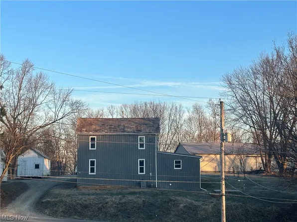 323 Chapel Dr, Caldwell, OH 43724