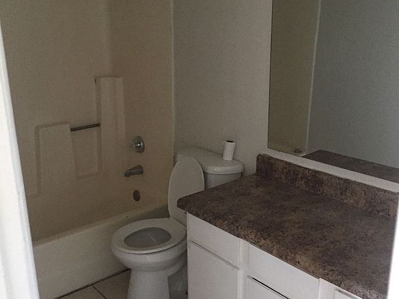 5th image of 1621 E Wood St APT 201