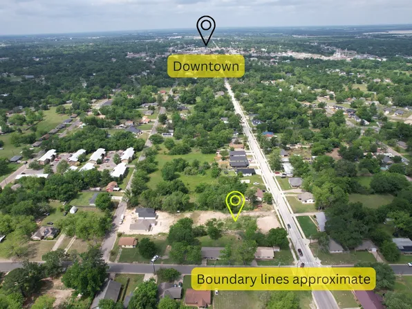 962 College St, Sulphur Springs, TX 75482