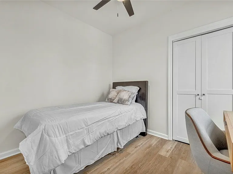 5115 Poe Way — Photo 23