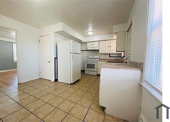 1st image of 5650 Leverette Ave