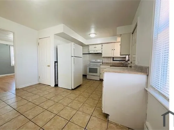 5650 Leverette Ave, Saint Louis, MO 63136