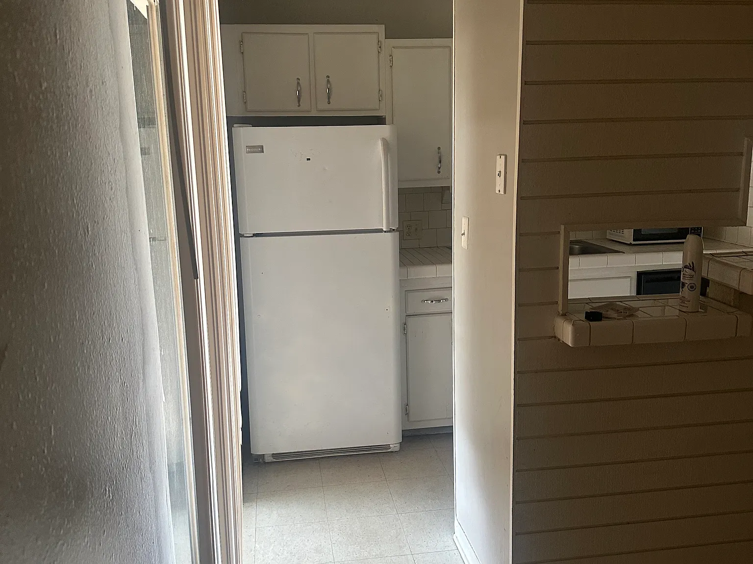 2 bed, 1.5 bath, 1000 sqft, $950 — Photo 3