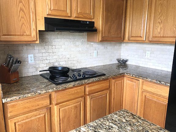 5th image of 1819 Veranda Dr