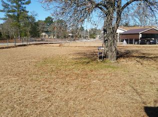 5531 Livingston Dr, Fayetteville, NC 28311