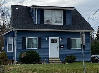 7528 Seven Mile Ln, Pikesville, MD 21208