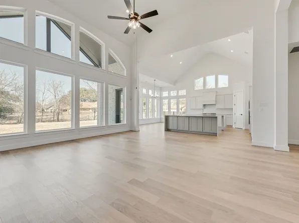 529 Fallen Timber Dr, Heath, TX 75126