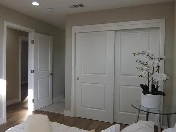 2nd image of 1767 Chaucer Dr