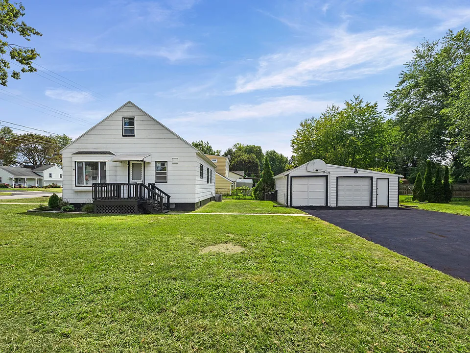 325 Fetzner Rd