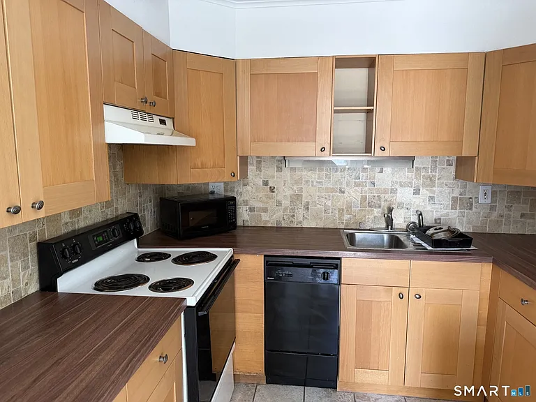 885 Boston Post Rd #2A — Photo 7