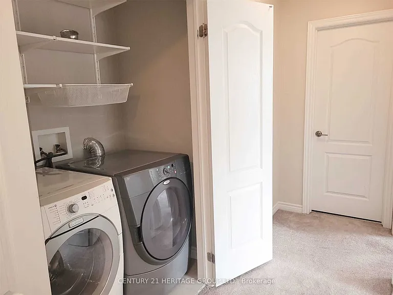 53 Ferndale Dr S #4 — Photo 27