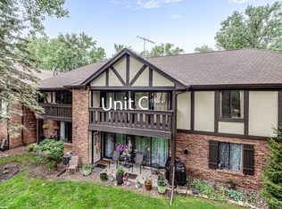 8127 Chestnut Dr #58C, Palos Hills, IL 60465