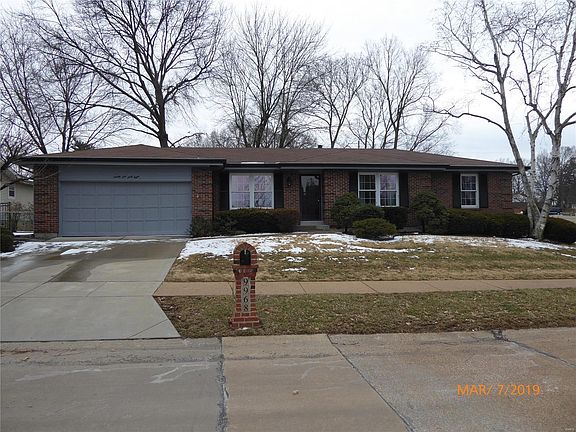 2nd image of 9968 Canterleigh Dr