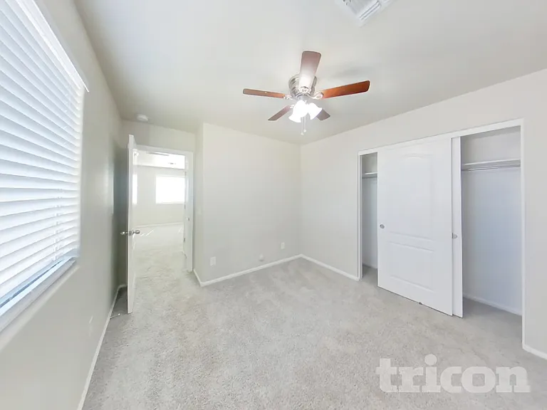 4151 E Aragonite Ln — Photo 11