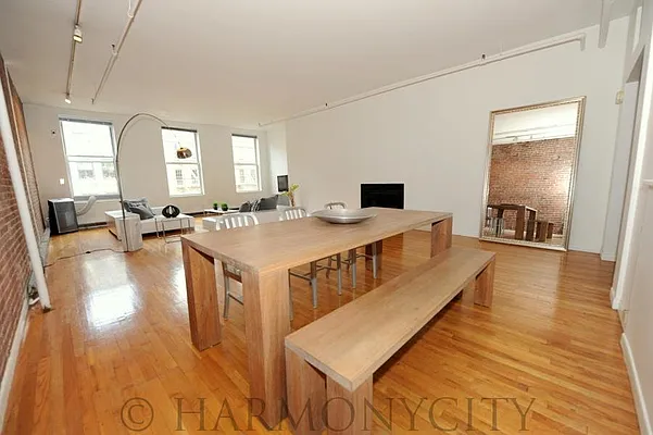 Rented by Harmonycity Corp. | media 31