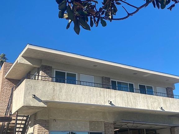 2nd image of 526 Anacapa St APT B