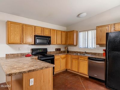 420 E Geronimo Bluff Loop, Tucson, AZ, 85705