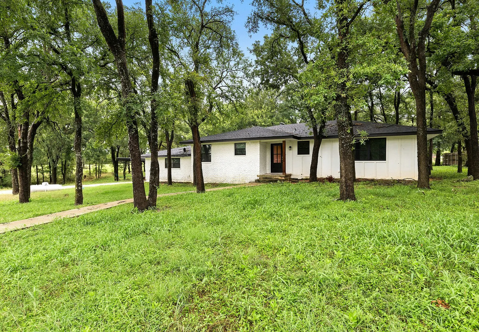 256 Candyce Drive, Unit 3 — Photo 1