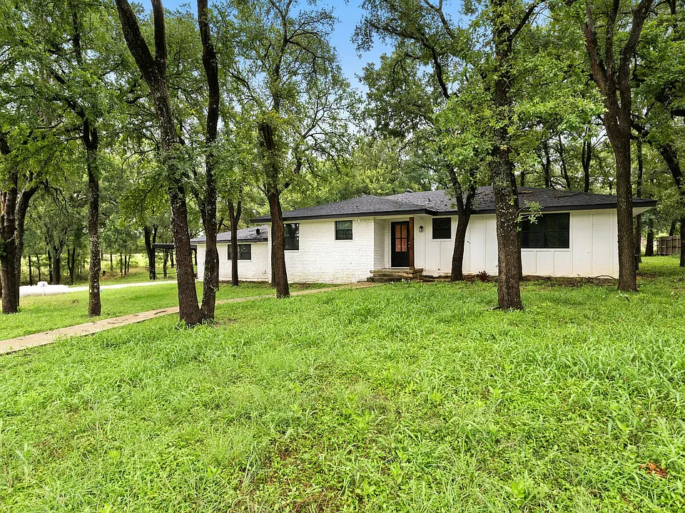 256 Candyce Dr #3