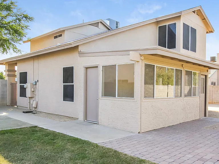 536 E Marco Polo Rd — Photo 16