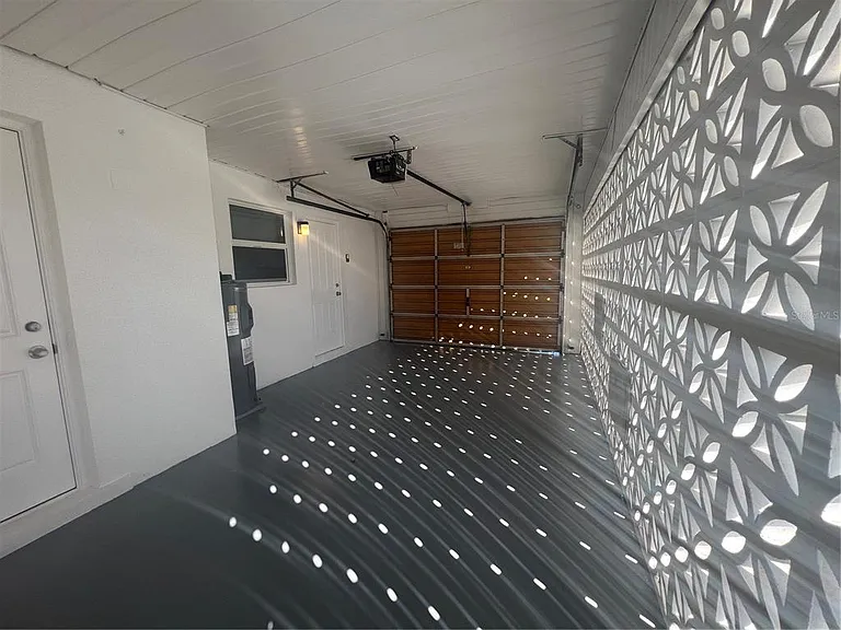 322 Lasayette Dr NE — Photo 26