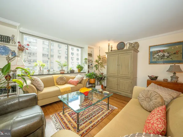 1901 John F Kennedy Blvd #45-1411, Philadelphia, PA 19103