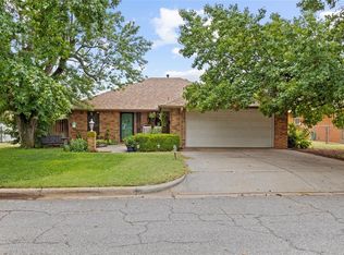 421 N Bryan St, Weatherford, OK 73096