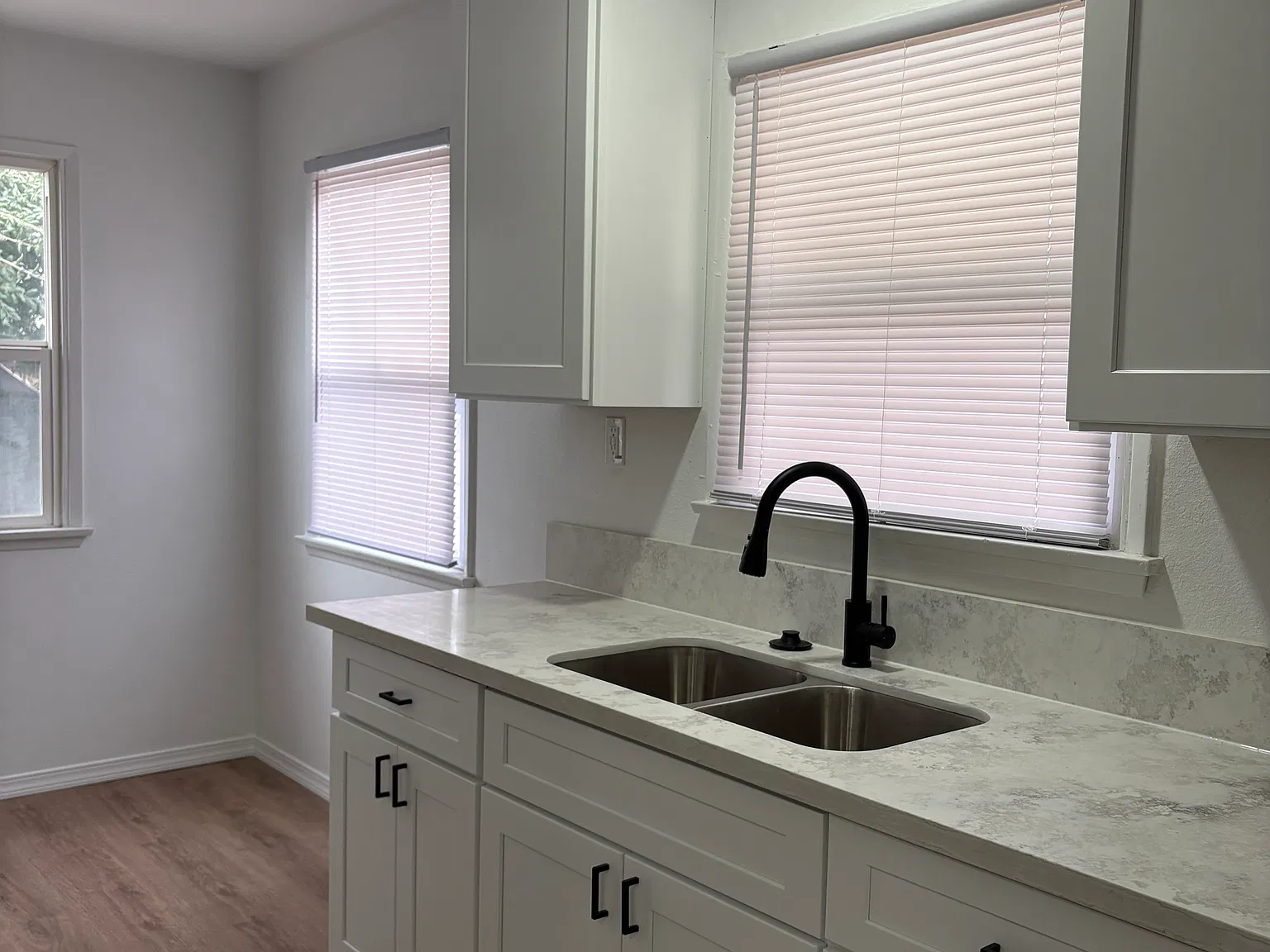 1 bed, 500 sqft, $2,150 — Photo 2