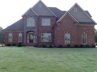 626 Jim Cedar Dr, Murfreesboro, TN 37128