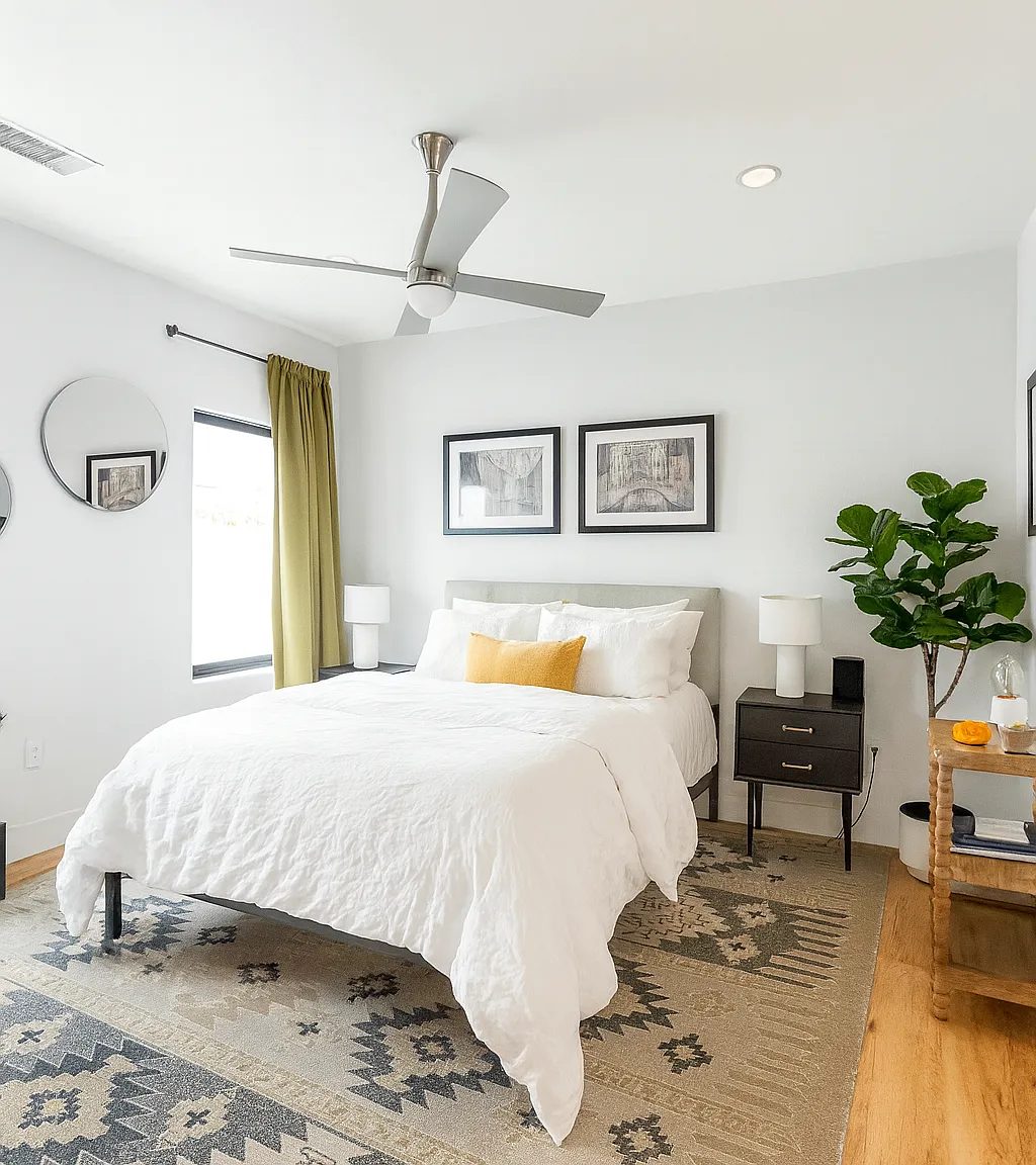 3 bed, 2323 sqft, $6,500 — Photo 3