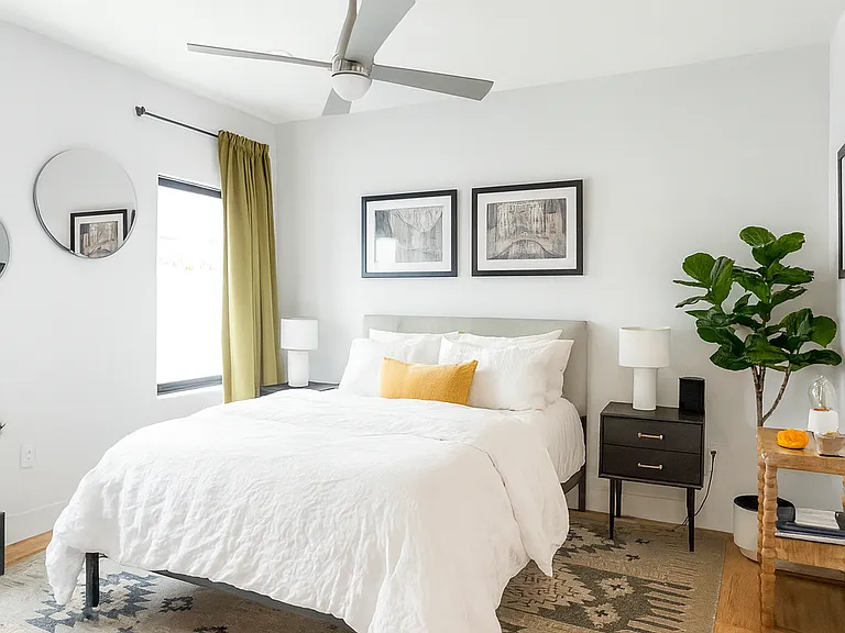 4025 Gilbert Ave — Photo 3
