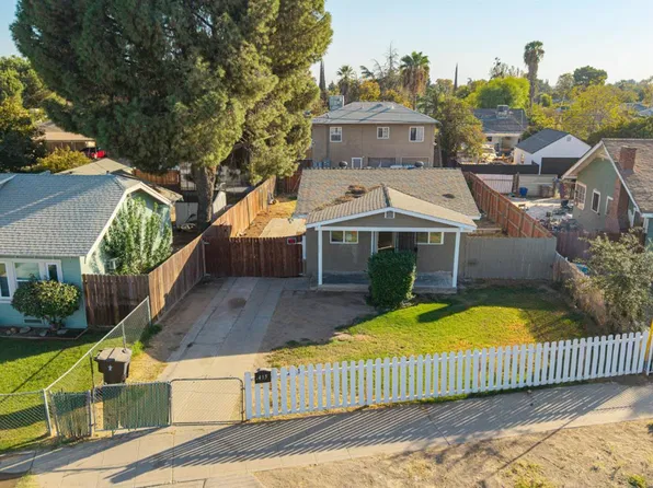 415 Bernard St, Bakersfield, CA 93305