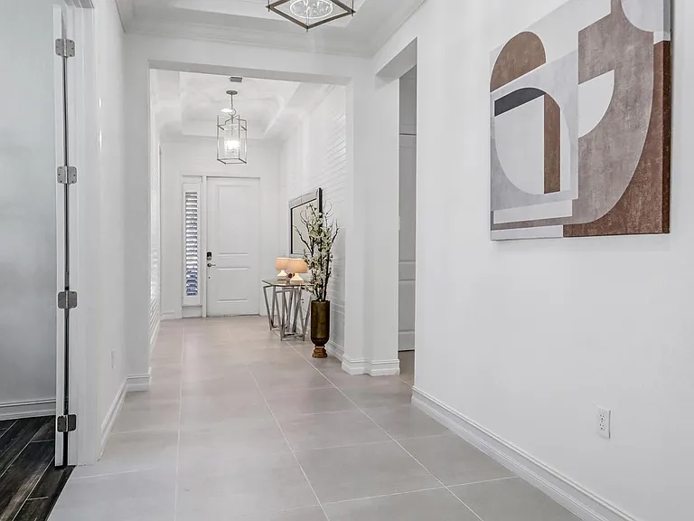 9264 Glenforest Dr — Photo 6