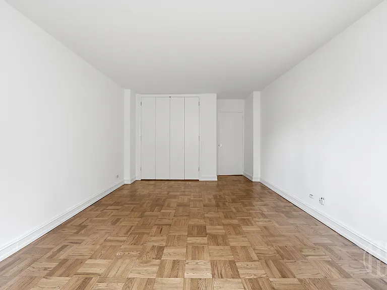200 E 71st St #12D — Photo 5