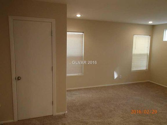 5th image of 6728 Burbage Ave