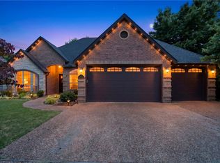 1500 Partridge Run, Bentonville, AR 72713