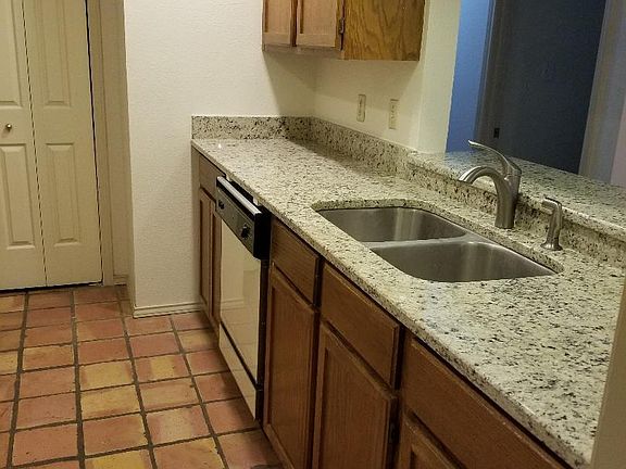 4th image of 11839 Parliament St APT 1914