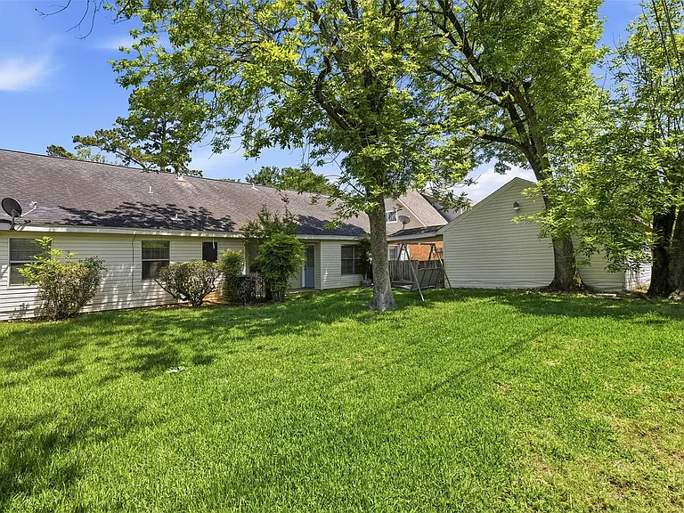 20011 Sweetgum Forest Dr — Photo 36