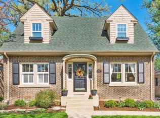 3929 Wolf Rd, Western Springs, IL 60558