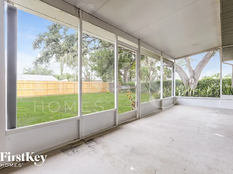 21019 Exmore Ave — Photo 7