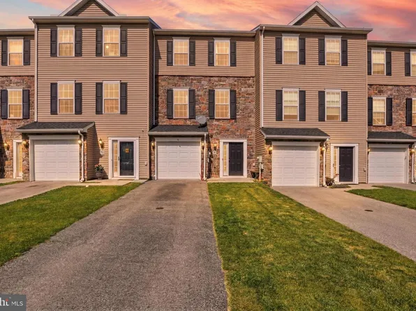 48 Holstein Dr, Hanover, PA 17331