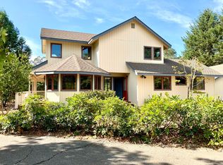 4442 Vine Hill Rd, Sebastopol, CA 95472