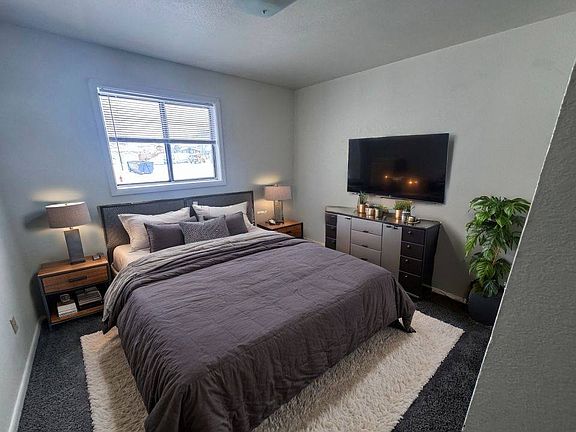 4th image of 1216 Quinella Dr