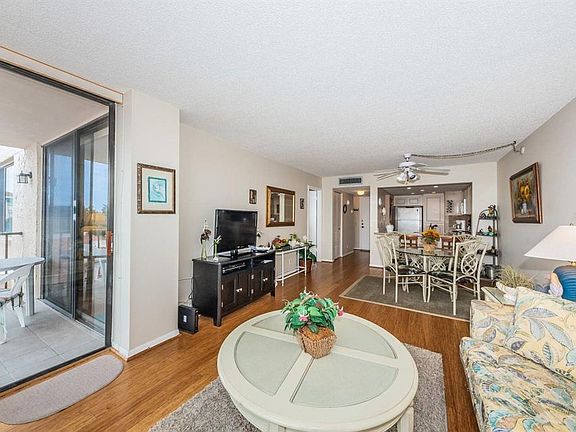 4th image of 6218 Palma Del Mar Blvd S APT 401
