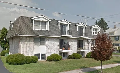 101 Davis St #202 Photo 1