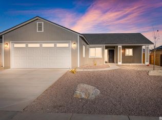 206 Green Ln, Dayton, NV 89403