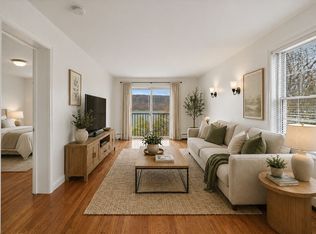 727 Warburton Ave, Yonkers, NY 10701