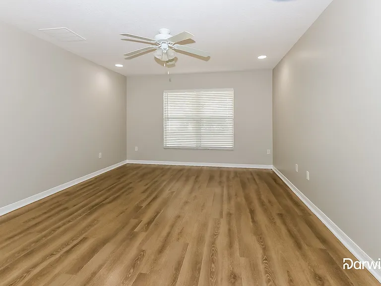 2431 SE Gilbert Ave — Photo 12